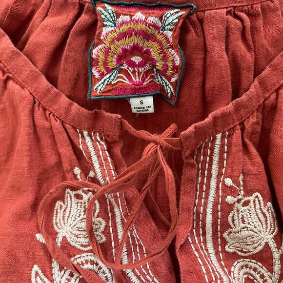 JOHNNY WAS Brick Red Embroidered 100% Linen Peasant Top: Size Small; NWOT! - Picture 3 of 9
